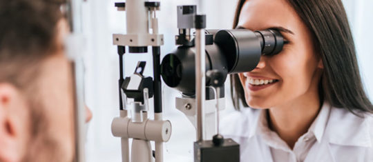 consulter un ophtalmologue